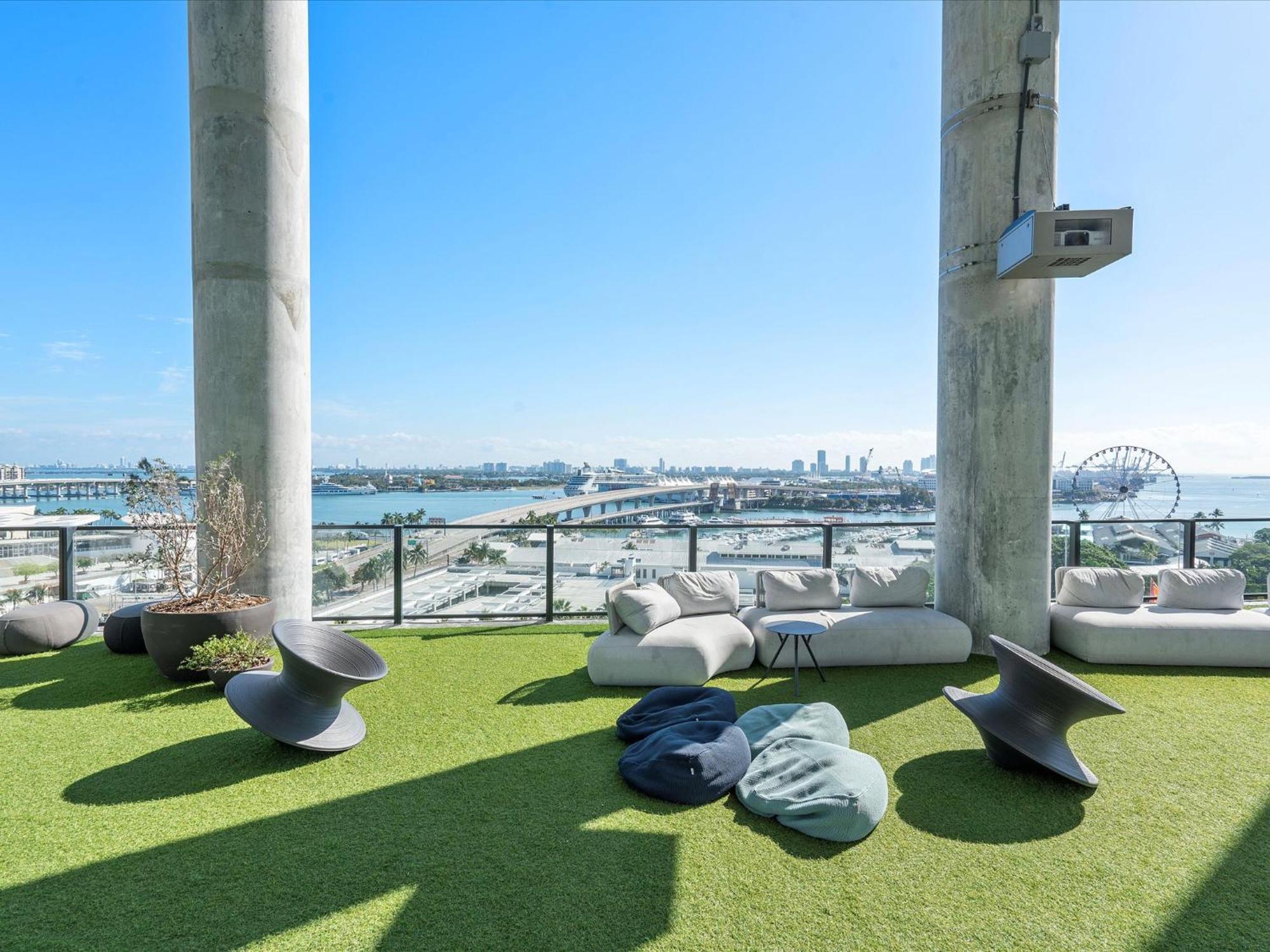 Downtown By Miami Vacation Rentals Екстер'єр фото