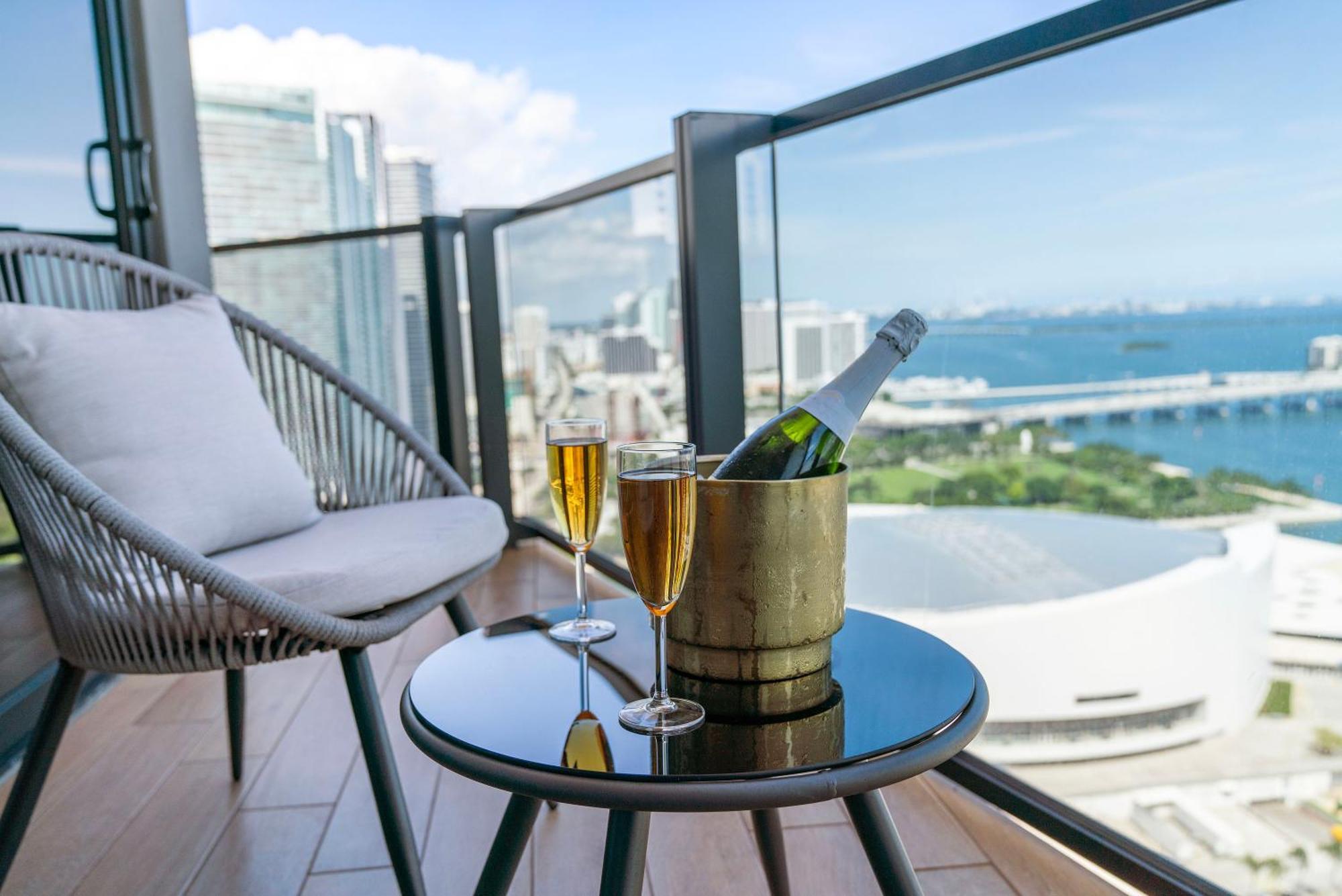 Downtown By Miami Vacation Rentals Екстер'єр фото