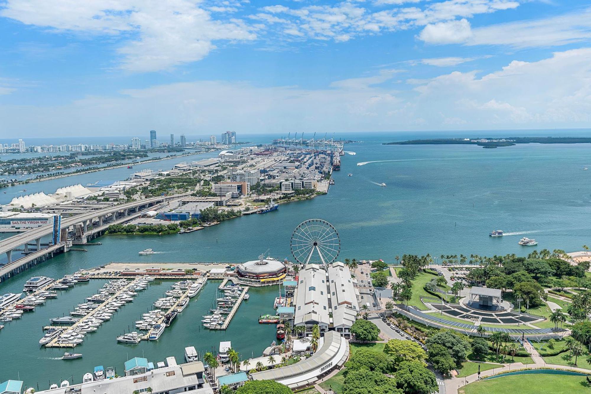 Downtown By Miami Vacation Rentals Екстер'єр фото