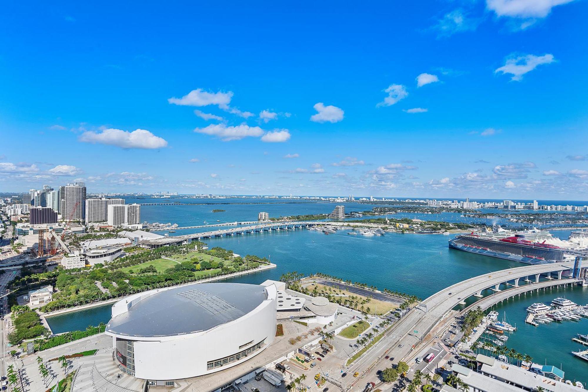 Downtown By Miami Vacation Rentals Екстер'єр фото