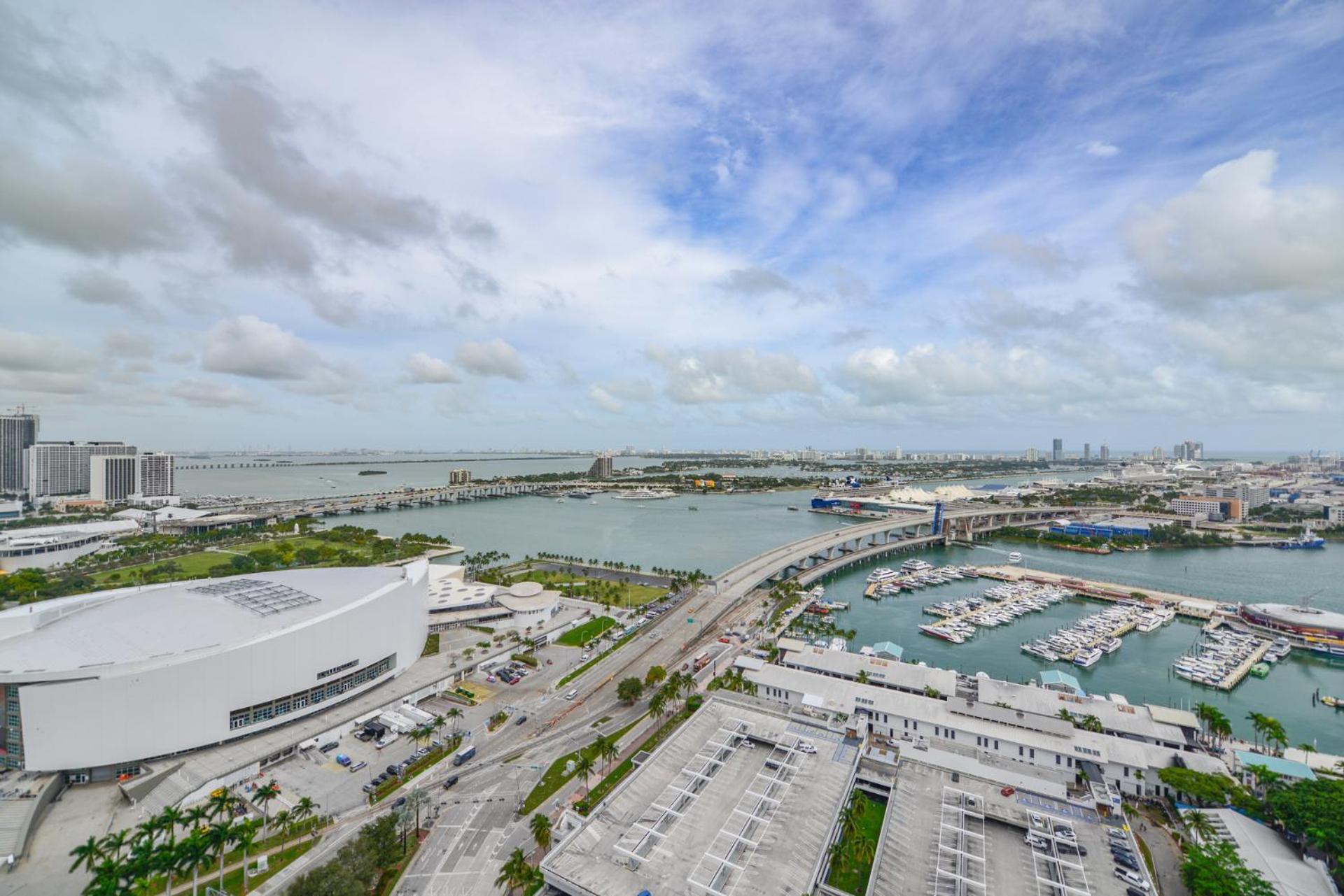 Downtown By Miami Vacation Rentals Екстер'єр фото